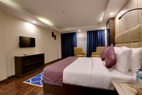 Hotel The Chinar Resort And Spa