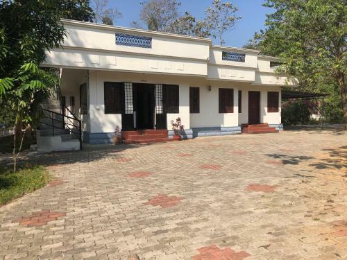 Hotel Ayuryogashram Heritage