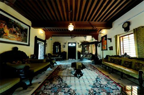 Hotel Champaner Heritage Resort