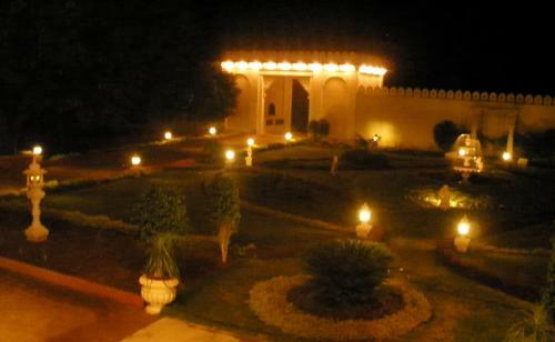 Hotel Champaner Heritage Resort