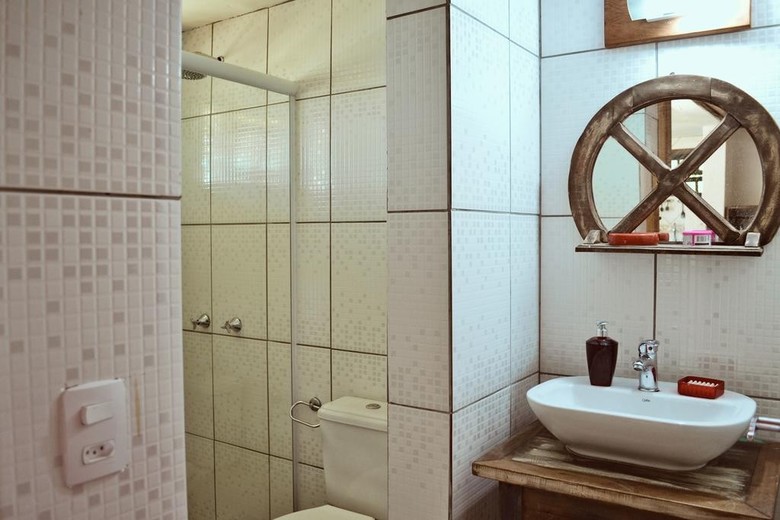 Sunset Strip Eco Apartments