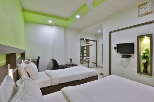 Hotel Merit