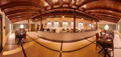 Hotel Acorn Hideaway Resort & Spa