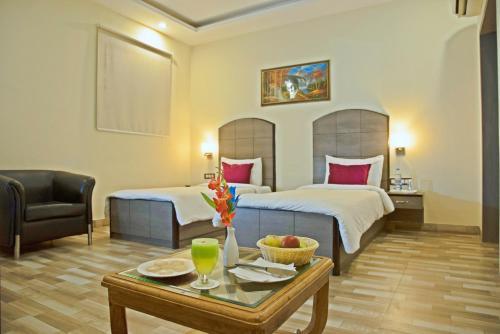Hotel Genx Plaza Mughal Sarai