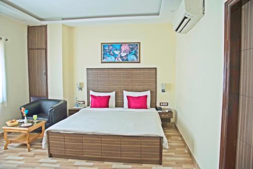Hotel Genx Plaza Mughal Sarai