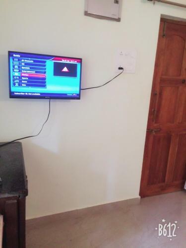 Poolside 1 Bhk Apartment In Lush Green Goan Resort
