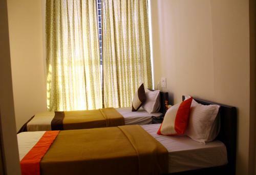 Comforts Hostel