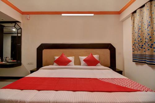 Oyo 19910 Hotel Sapphire Paradise