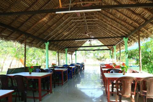 Hotel Kushi Beach Resort Rameswaram