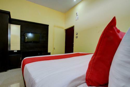 Hotel Oyo 26801 Ss Residency