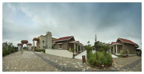 Hotel The Lohana Village Resort