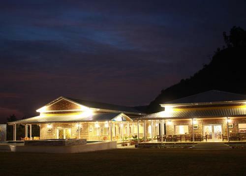 Hotel Four Banyans Spirit & Nature Resort