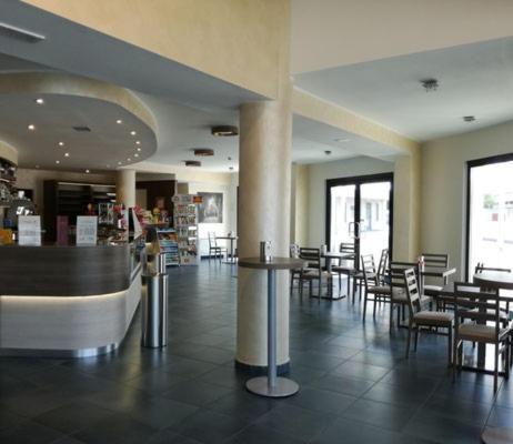 Testani, Sure Hotel Collection By Best Western