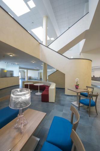 Testani, Sure Hotel Collection By Best Western