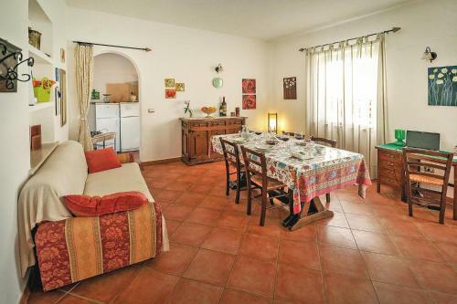 Holiday Home Pietraperzia - Isi031003-f