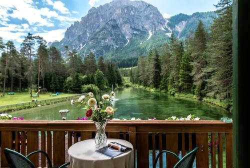 Hotel Lago Della Creta