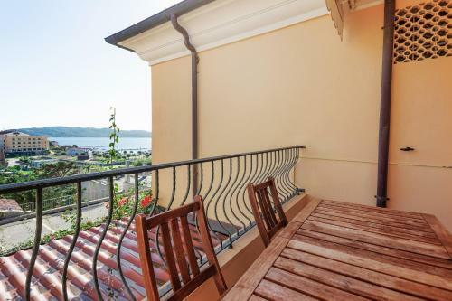 Apartment Giallo