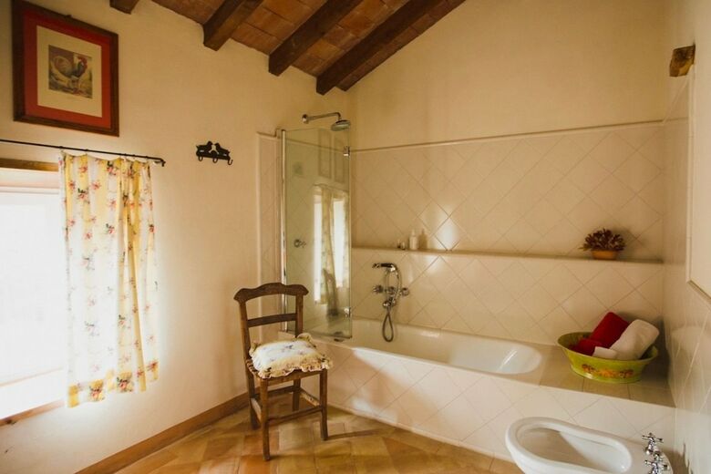Bed & Breakfast Il Castello Di Tassara