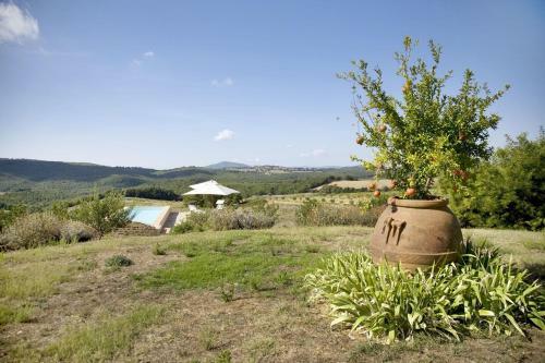 La Campigliola Villa Sleeps 10 Wifi