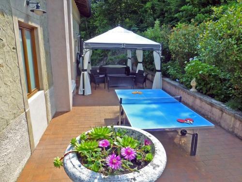 Pontepetri Villa Sleeps 16 Pool Wifi