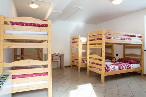Hotel Ostello Casa Corti