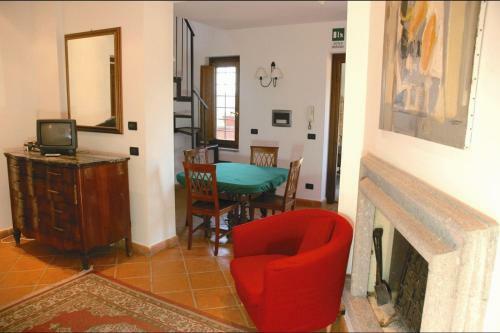 Capo La Ripa Villa Sleeps 14 Pool Wifi