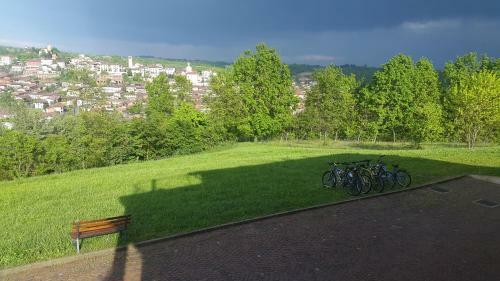 Confinedeisanti B&B