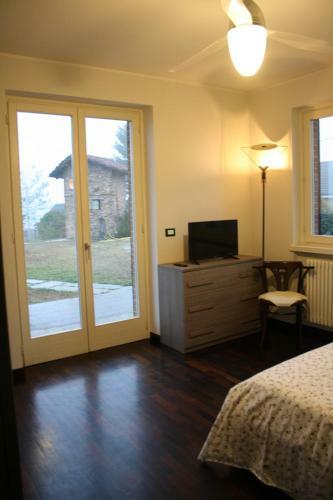 Confinedeisanti B&B