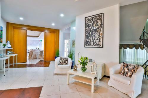 Hotel Delfa