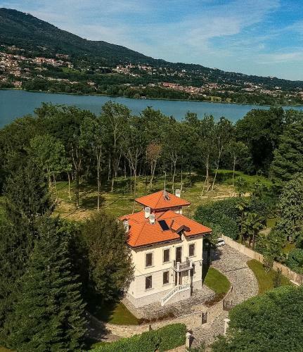 Villa Chiara B&B