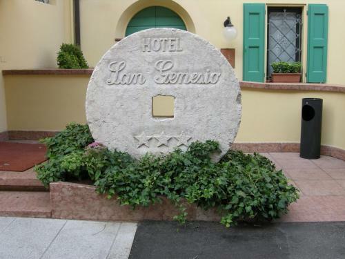 Hotel San Genesio