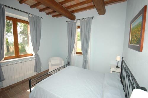 Stazione Ponte Rio Villa Sleeps 10 Pool Wifi