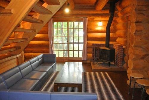 Apartamento White Tree Log House Madarao Tangram