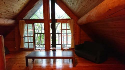 Apartamento White Tree Log House Madarao Tangram