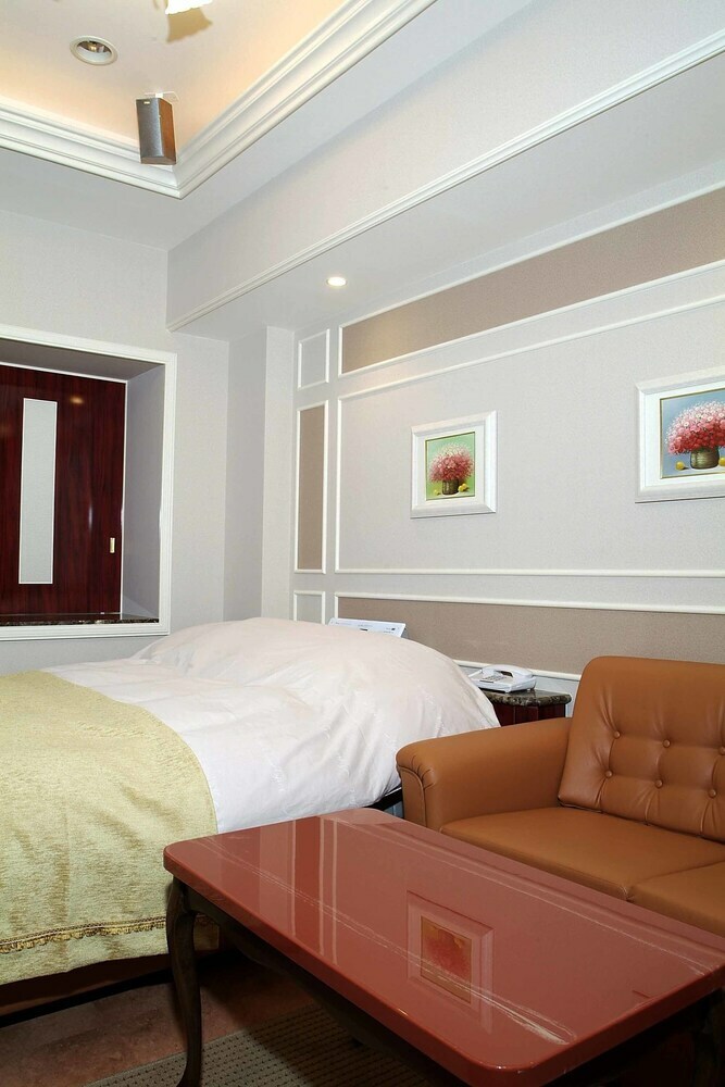 Hotel Hyper Noah (Adult Only)