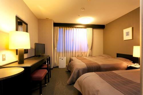 Hotel Binario Komatsu Centre