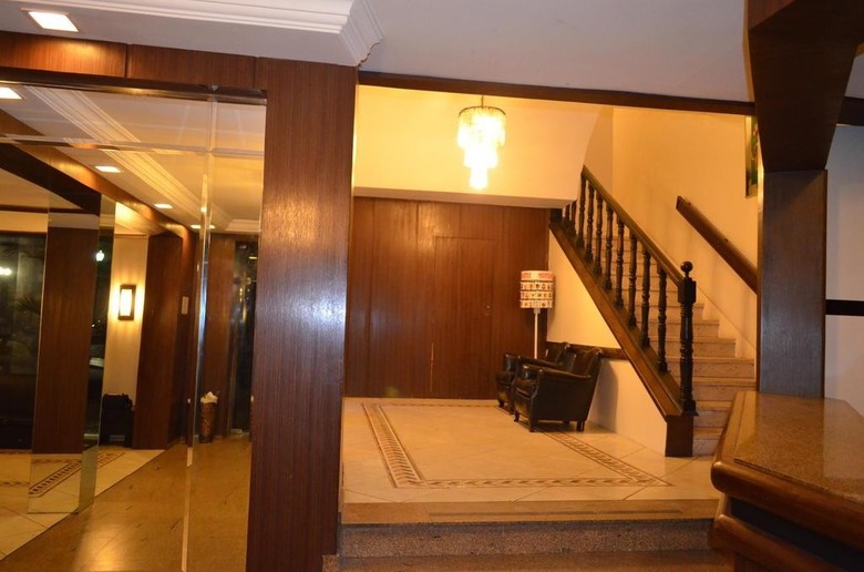 Lux Hotel