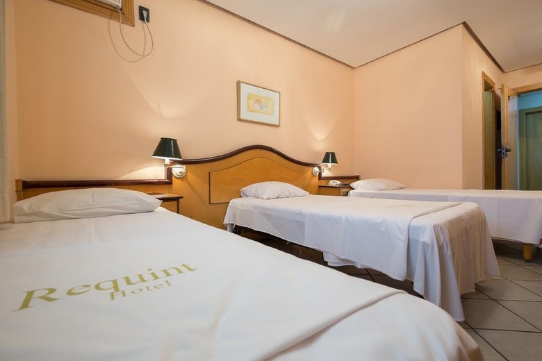 Requint Hotel