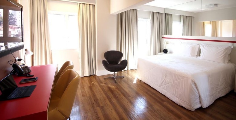 Ez Aclima��o Hotel