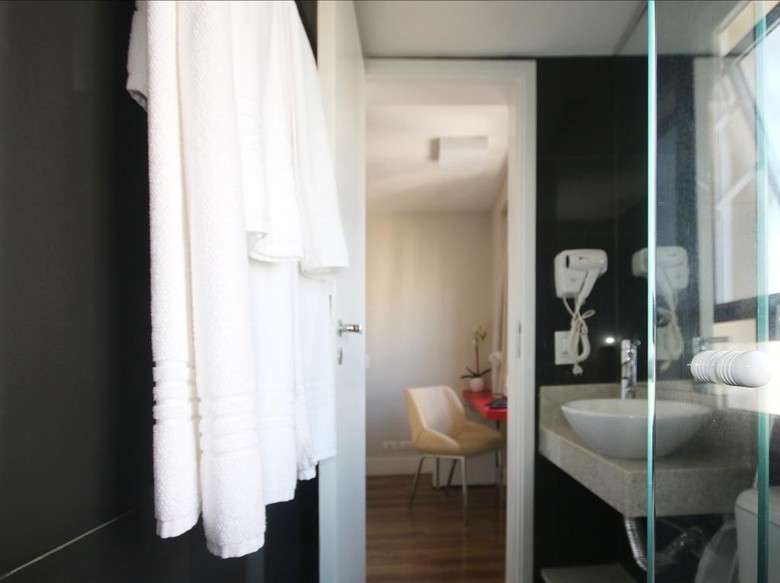 Ez Aclima��o Hotel