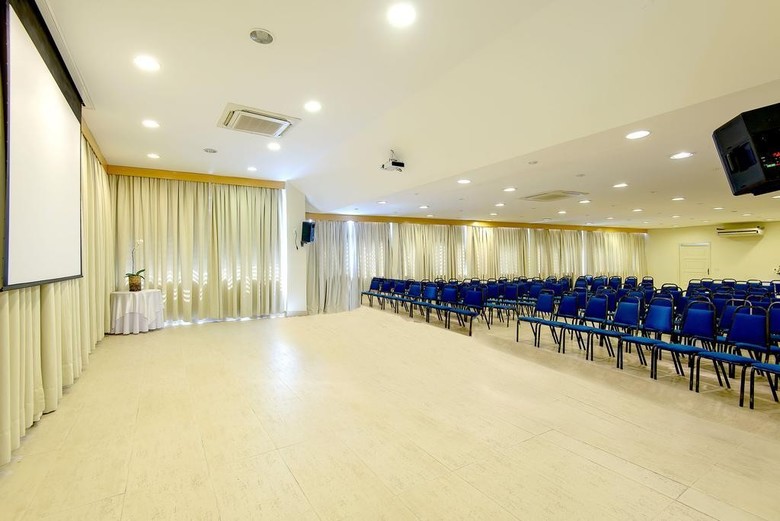 Ez Aclima��o Hotel