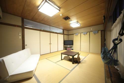Albergue Cheap Inn Atotetsu