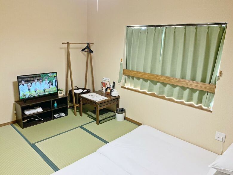 Hostal Guest House 017(Reina) Kawauchi