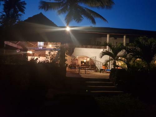 Kivulini Diani Beach Front Villa's & Cottages