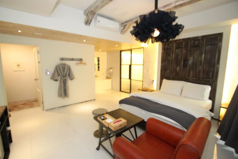February Hotel Seongseo