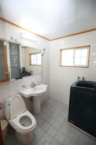 Hostal Gujeolcho Guesthouse