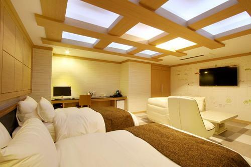 Suwon Orsay Business Hotel