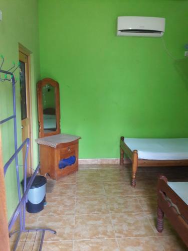Hostal Abi Holiday Inn