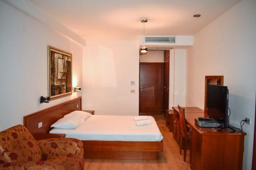 Hotel Porto II