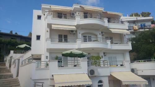 Apartments Maestro